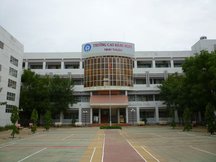 Trường Cao Đẳng nghề Ninh Thuận